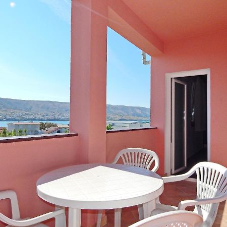 Apartments Luce - Family Friendly & Parking Pag Town Eksteriør bilde